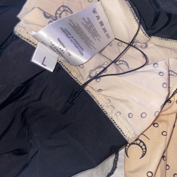 Marine Serre crescent beige and black stretch long sleeve shirt🔥🔥🔥🔥 - Picture 6 of 8